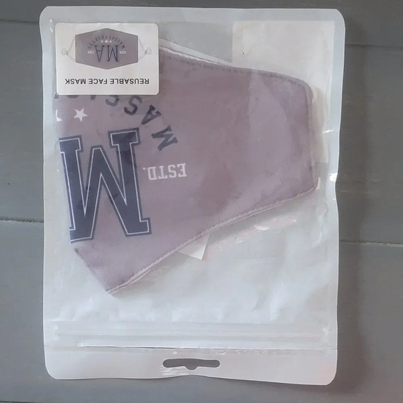 Massachusetts Reusable Face Mask For Unisex - Picture 2 of 4